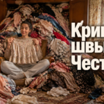 Два человека беседуют за столом, один поддерживает словами, другой высказывает откровенное мнение о работе